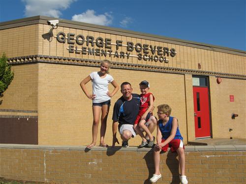 Me and the kids at Boevers Elementary in Tulsa, OK 