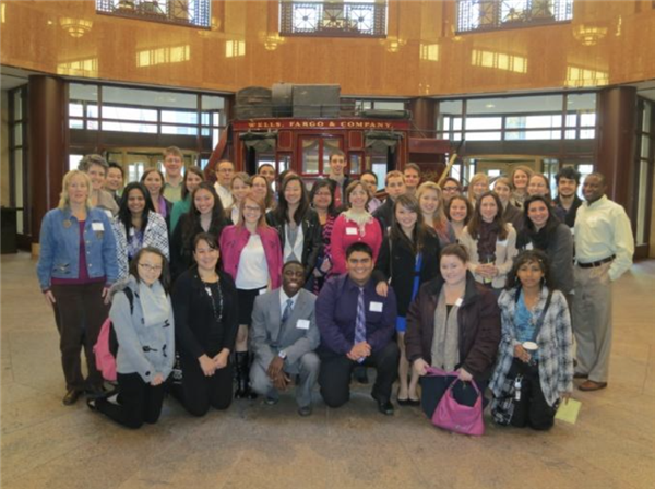 AVID Juniors visit their eMentors at Wells Fargo